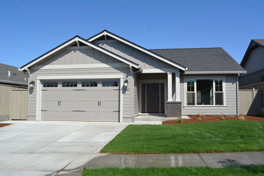 Sold Only.  New, craftsman style home built by Mahar Homes, Inc.  All landscaping and fencing is included.  Earth Advantage Certified.