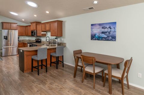 Tiny photo for 62017 NE Nate's Place, Bend, OR 97701 (MLS # 220218865)