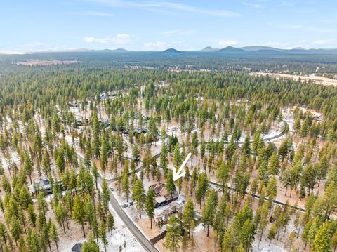 Tiny photo for 56282 Elk Run Drive #404, Bend, OR 97707 (MLS # 220215122)