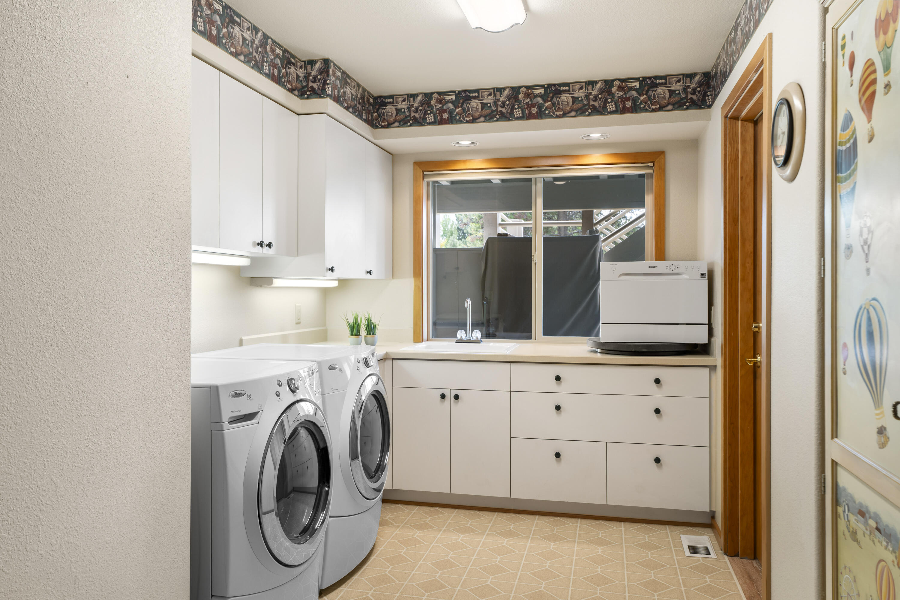 Fairway Point Villag - Residential