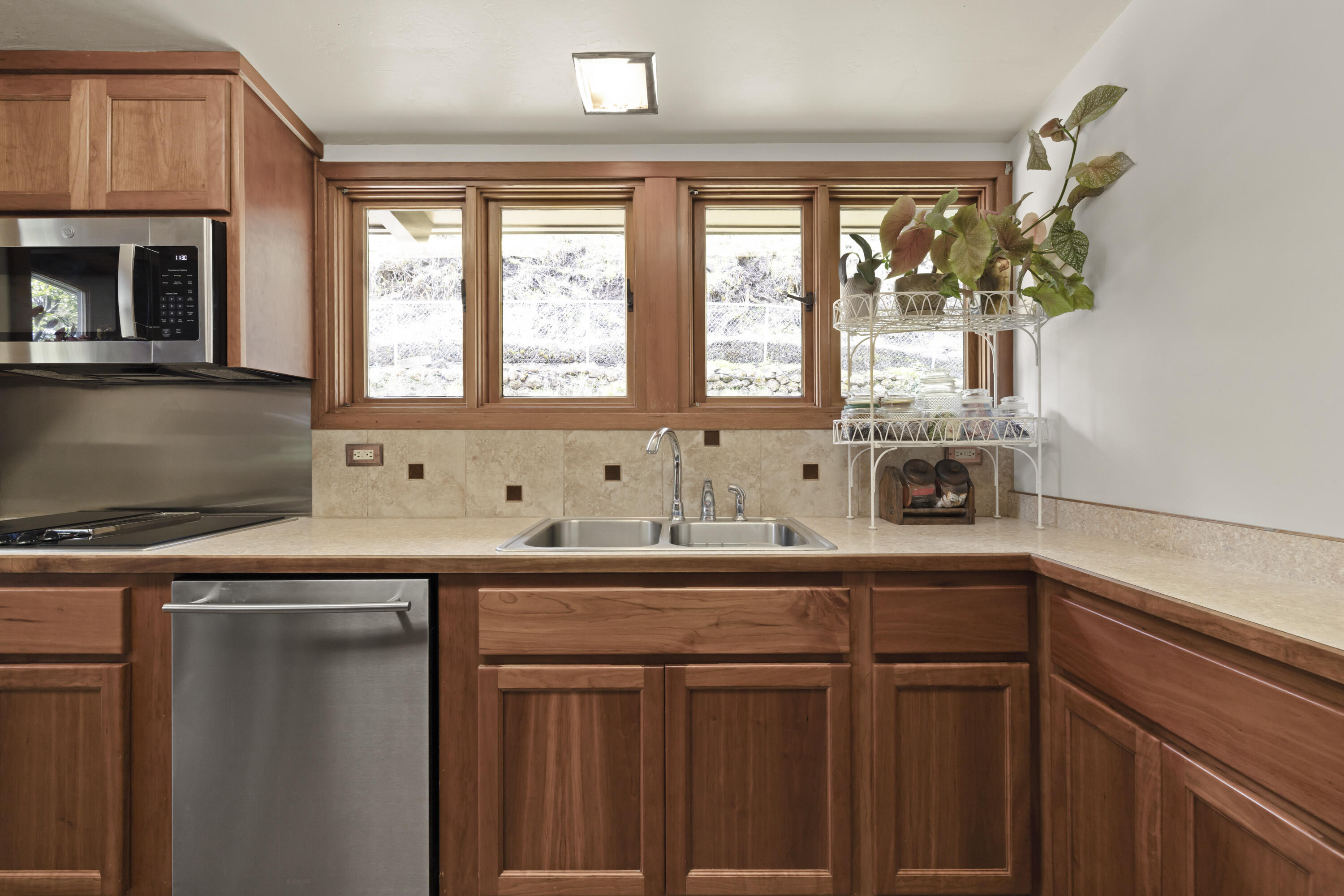 Lake Shore Gardens - Residential