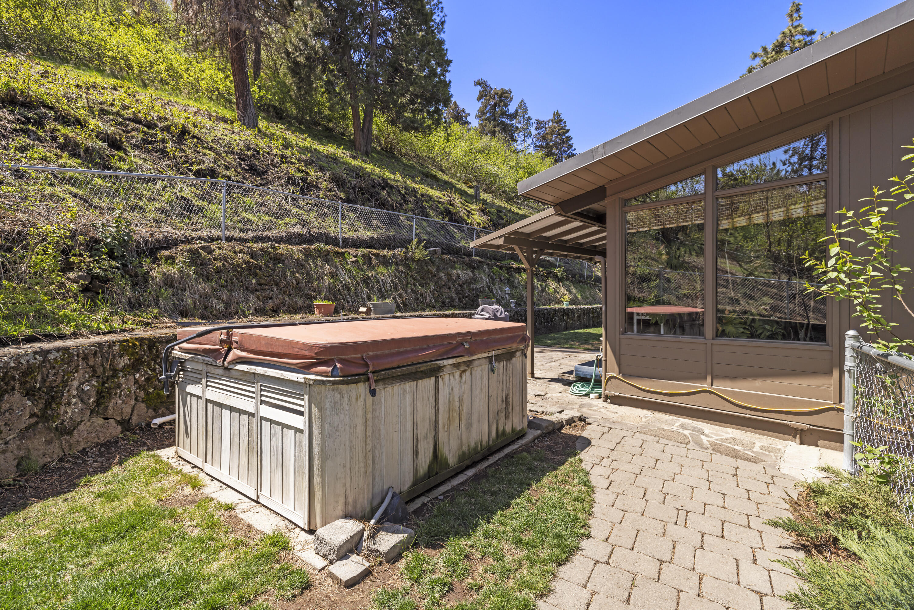 Lake Shore Gardens - Residential