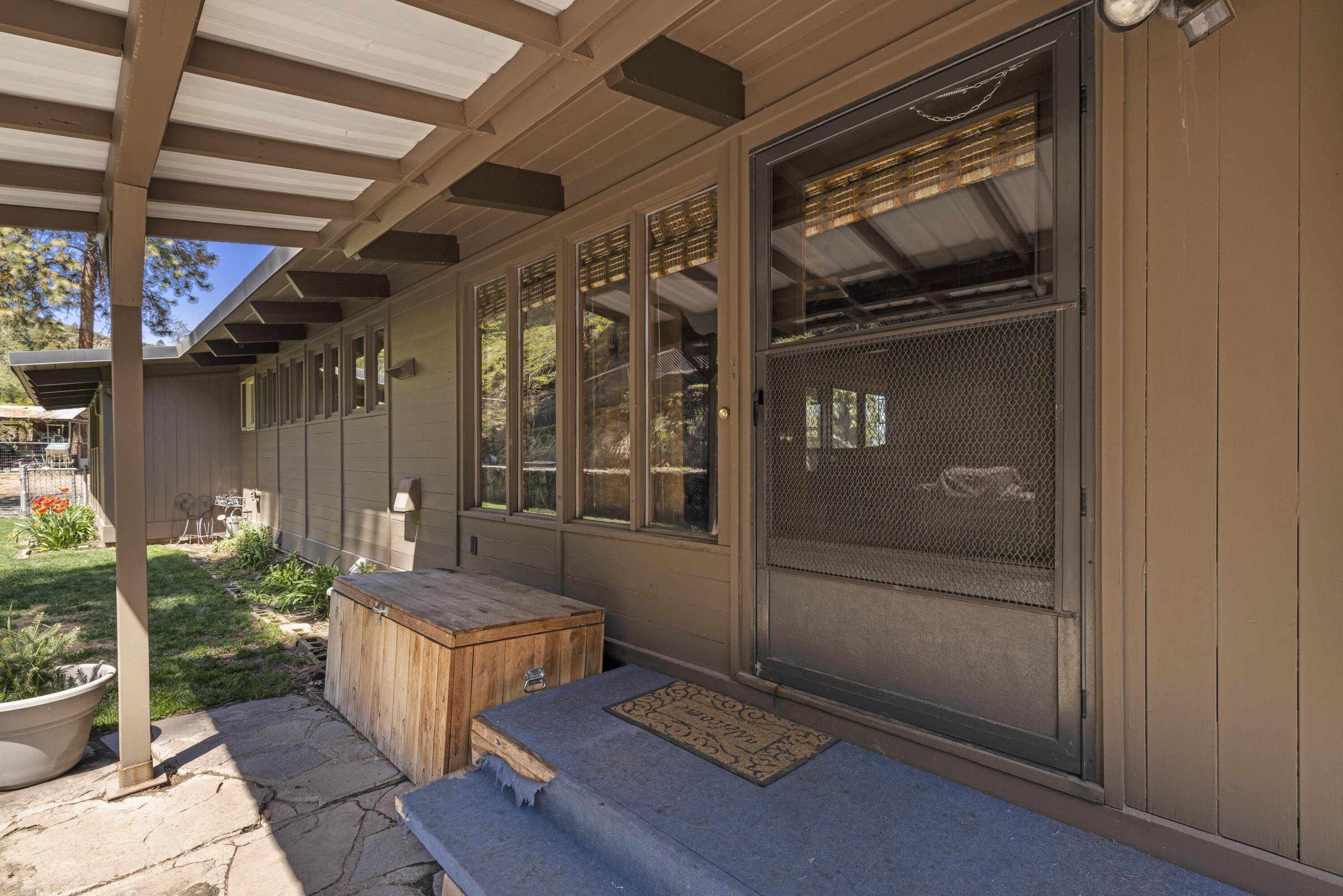 Lake Shore Gardens - Residential