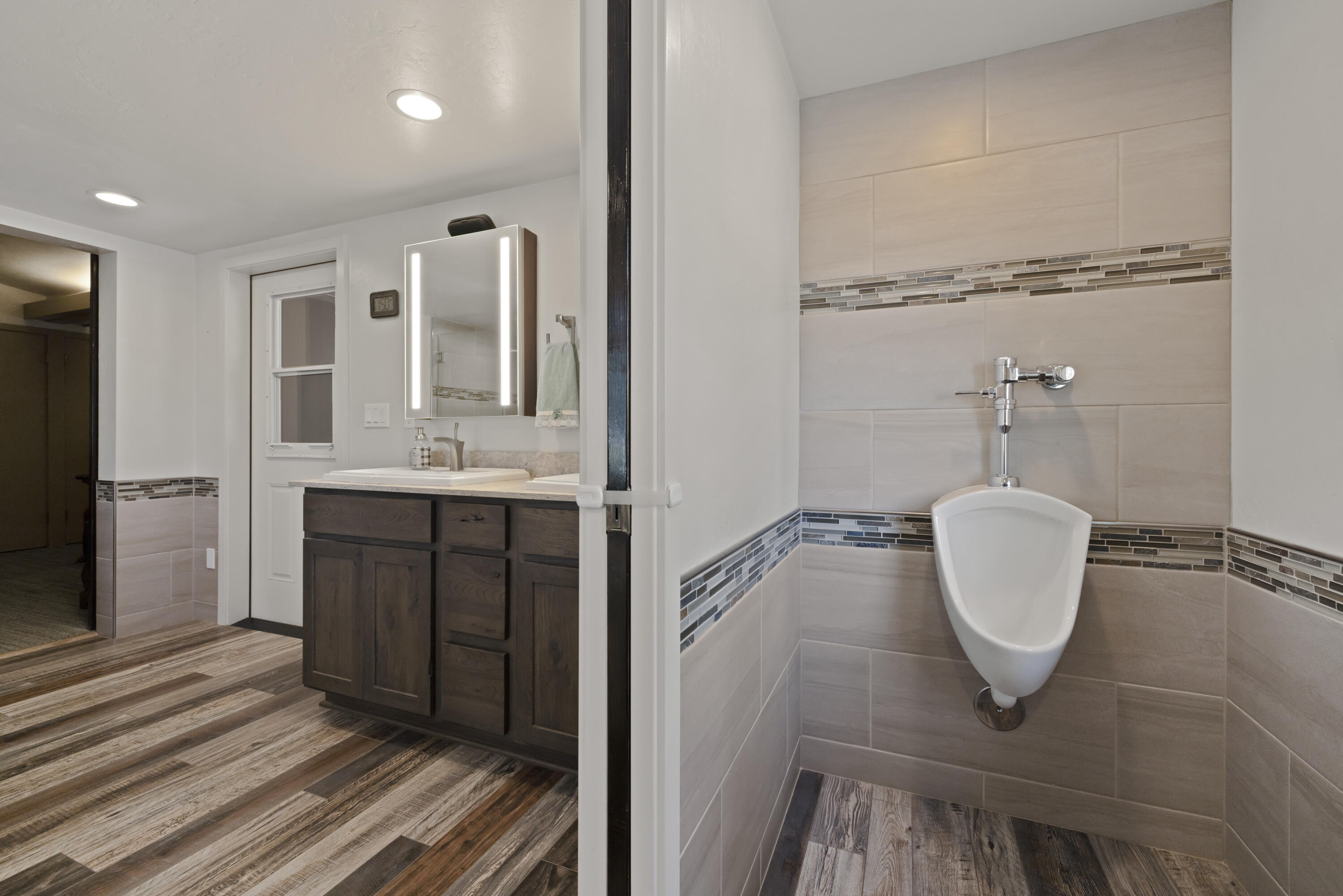 Lake Shore Gardens - Residential