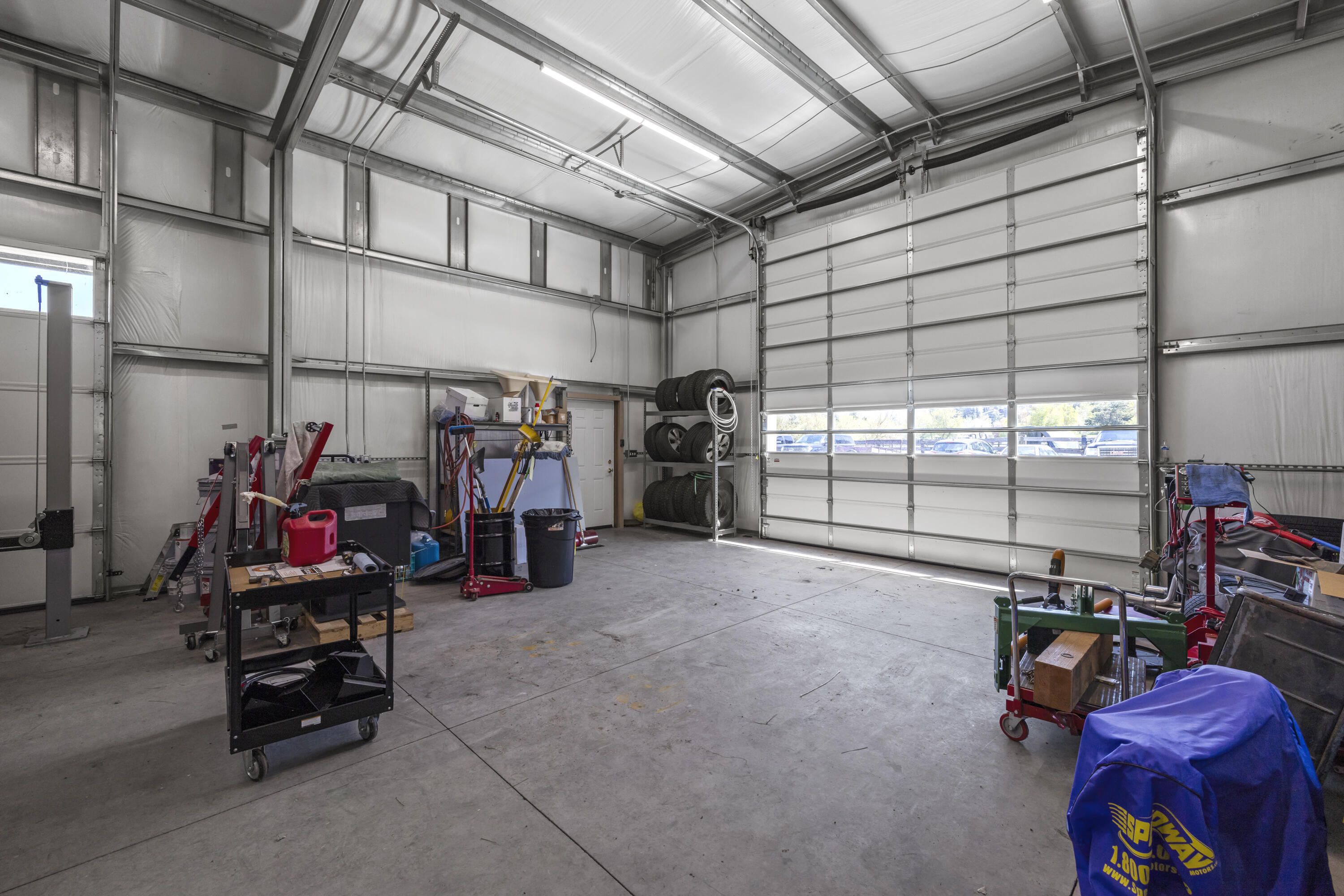 Lake Shore Gardens - Residential