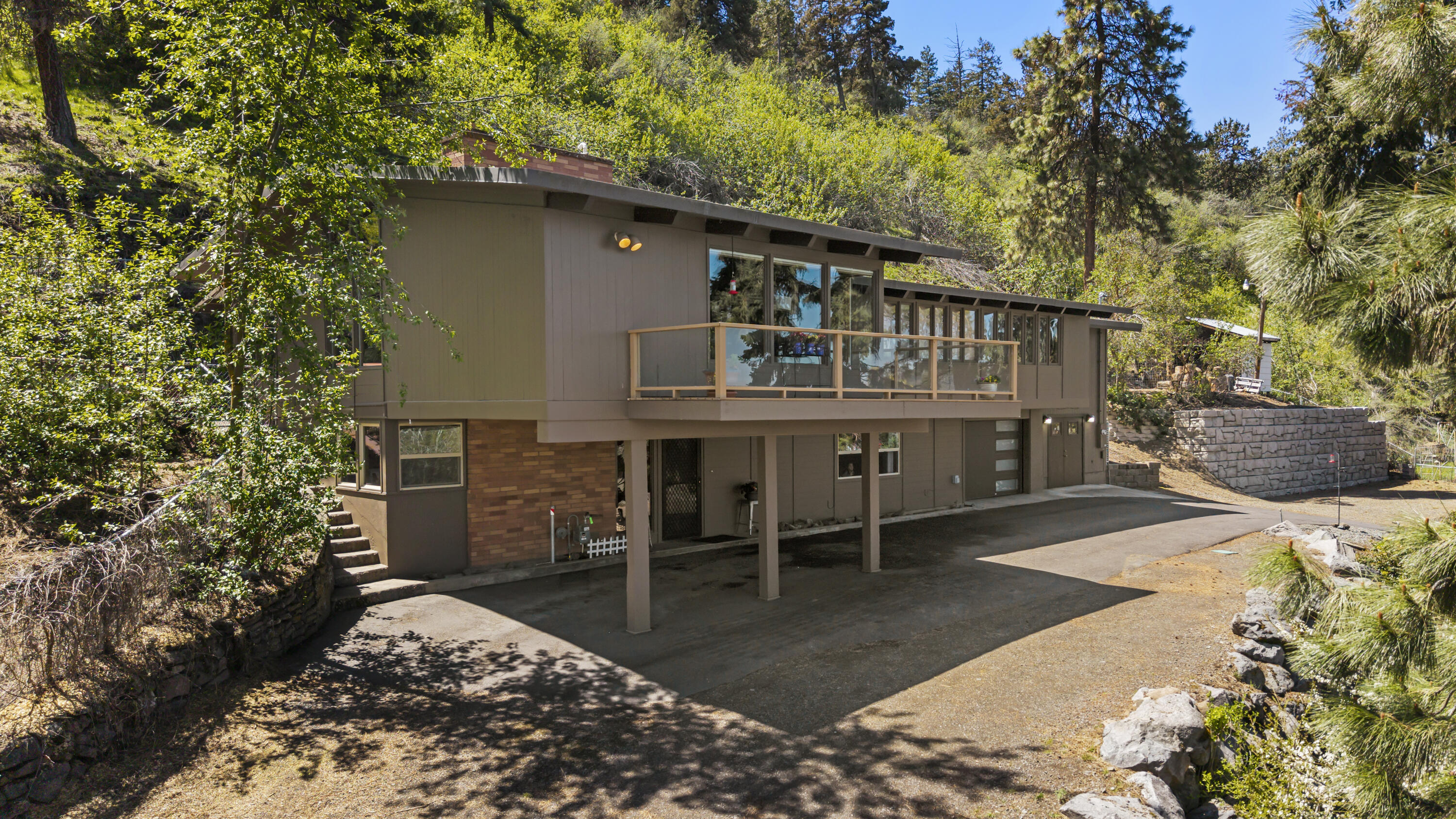 Lake Shore Gardens - Residential