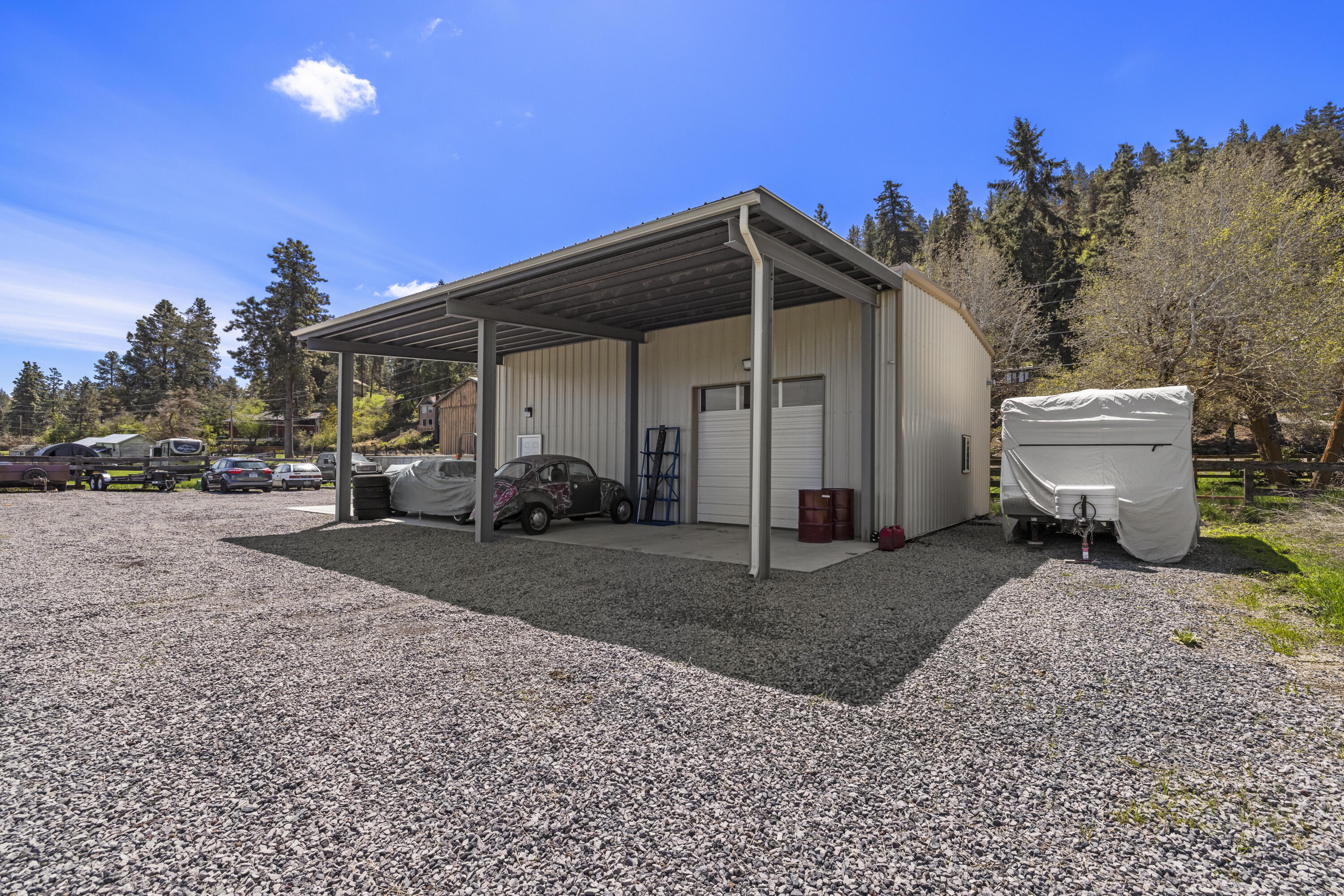 Lake Shore Gardens - Residential