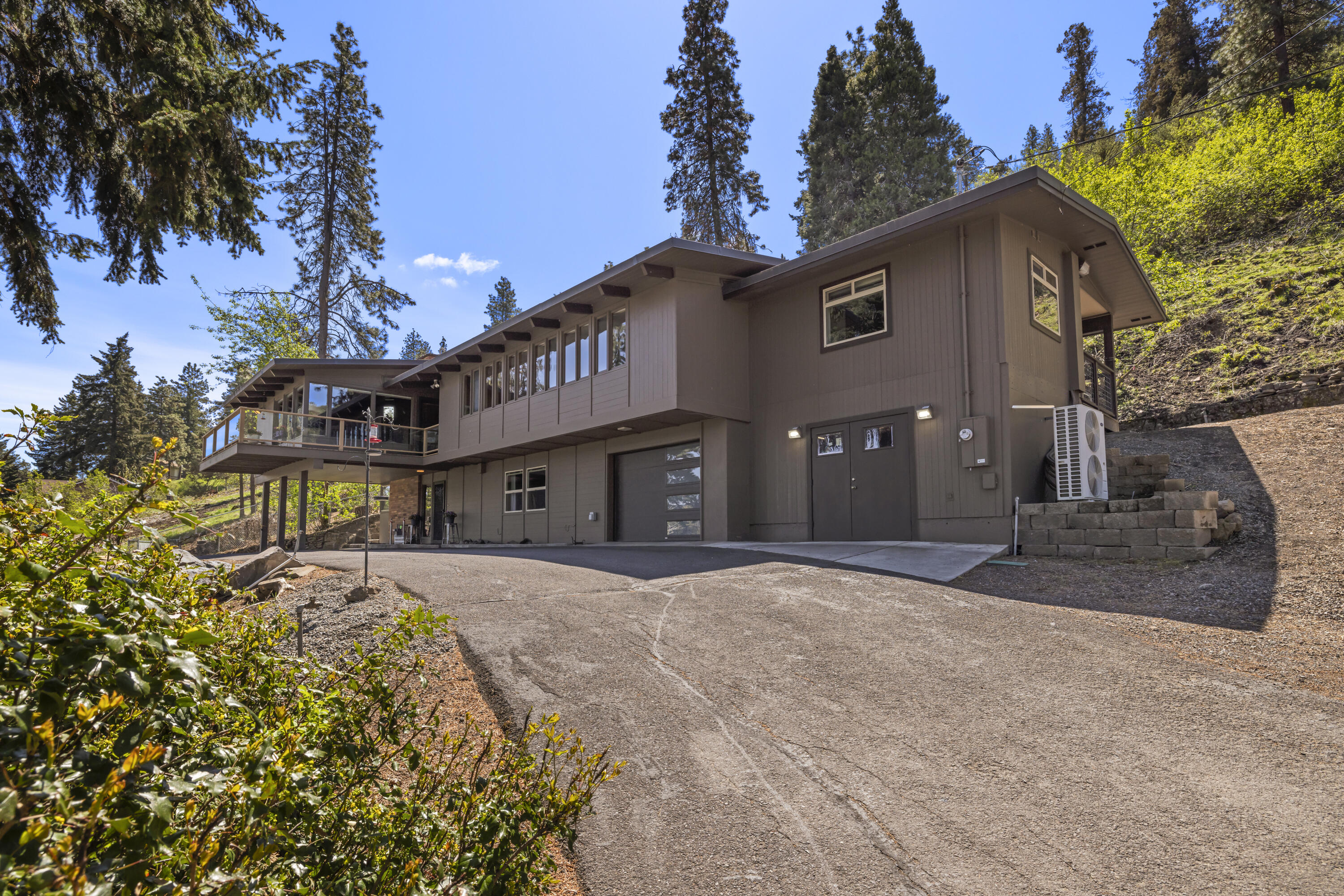 Lake Shore Gardens - Residential