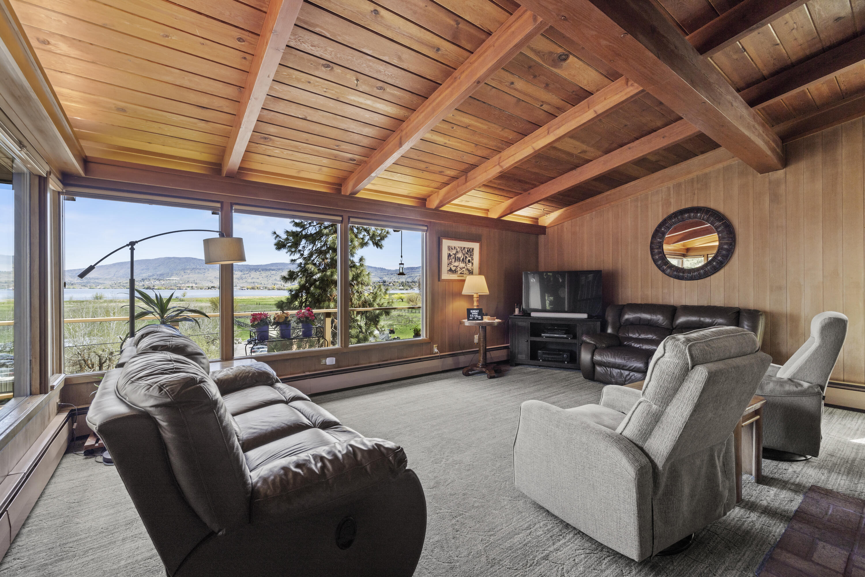 Lake Shore Gardens - Residential