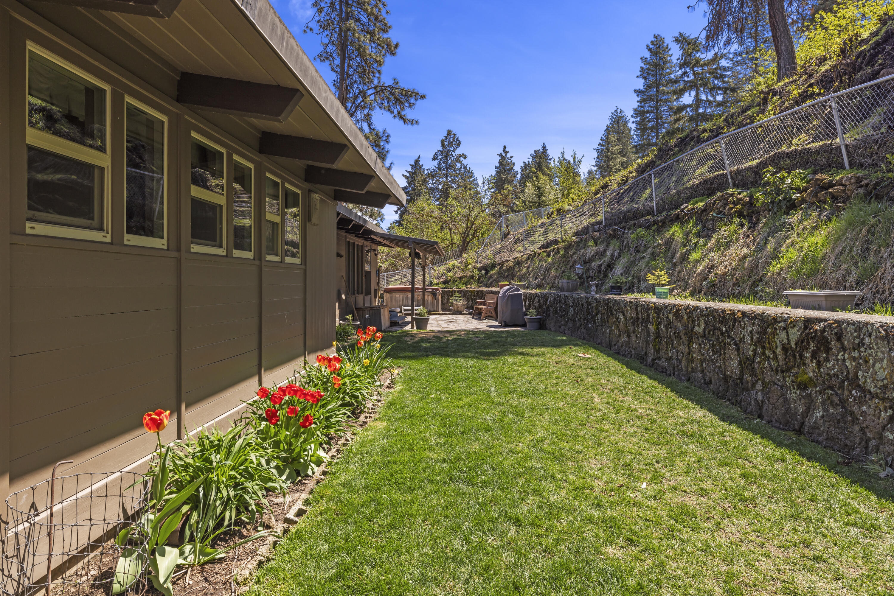 Lake Shore Gardens - Residential