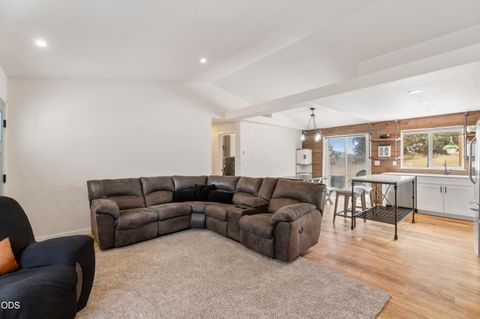 Tiny photo for 14411 SW Noah Butte Drive, Terrebonne, OR 97760 (MLS # 220222897)