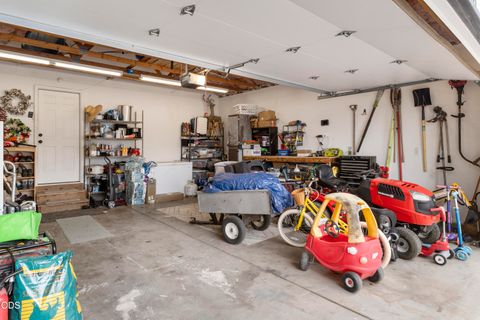 Tiny photo for 14411 SW Noah Butte Drive, Terrebonne, OR 97760 (MLS # 220222897)