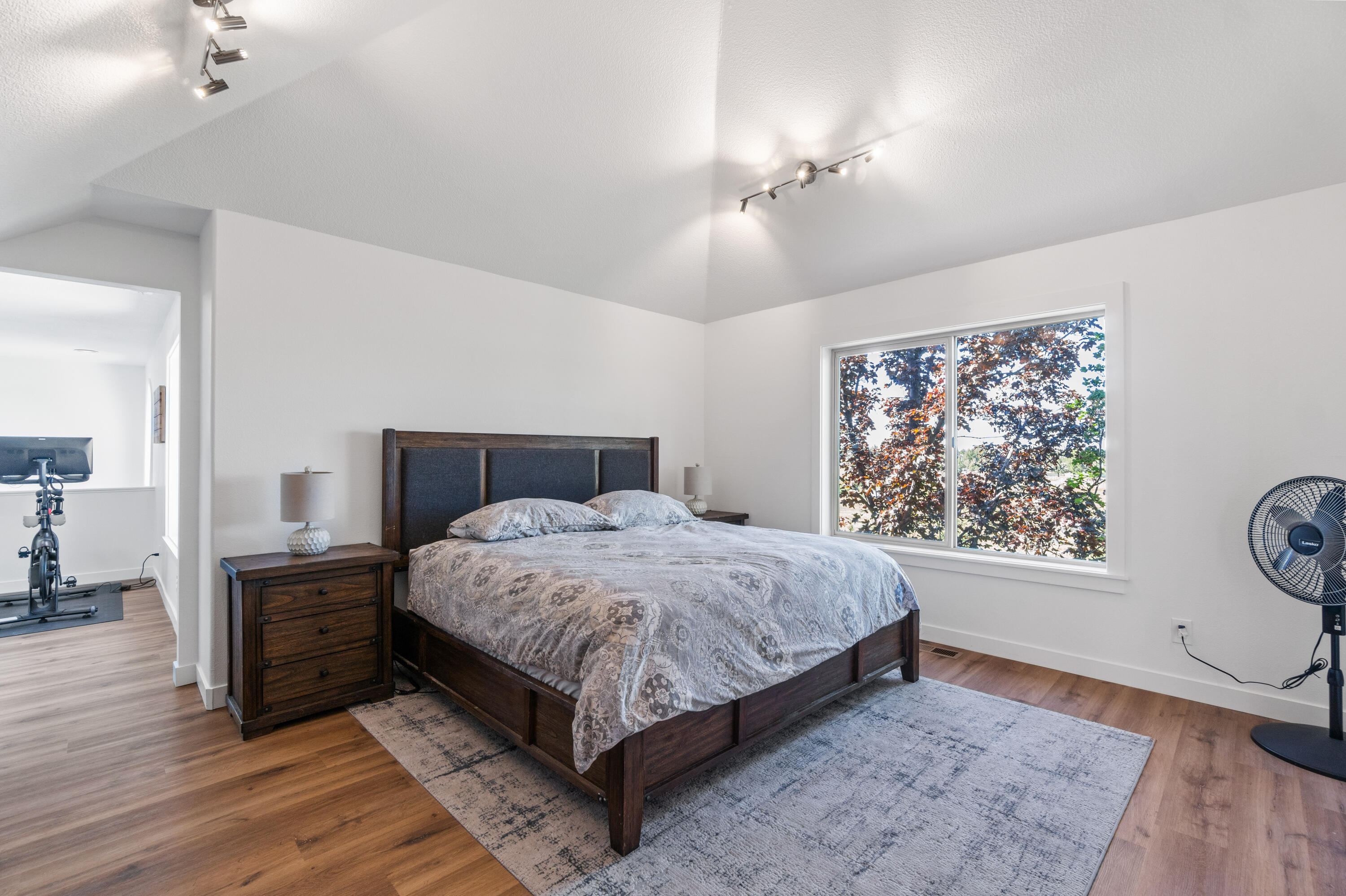 Lane Knolls - Residential