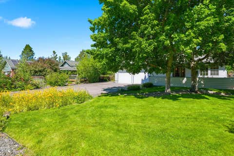 Tiny photo for 2034 NE Bluebird Court NE, Bend, OR 97701 (MLS # 220224773)
