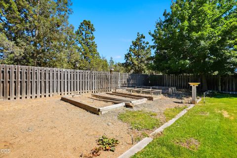 Tiny photo for 2034 NE Bluebird Court NE, Bend, OR 97701 (MLS # 220224773)