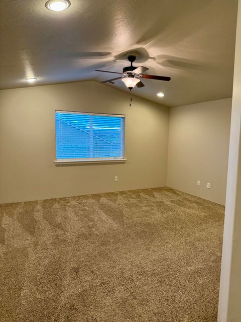 Tiny photo for 912 Stonewater Drive, Eagle Point, OR 97524 (MLS # 220212142)