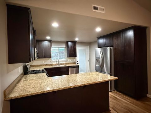 Tiny photo for 912 Stonewater Drive, Eagle Point, OR 97524 (MLS # 220212142)