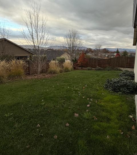 Tiny photo for 912 Stonewater Drive, Eagle Point, OR 97524 (MLS # 220212142)