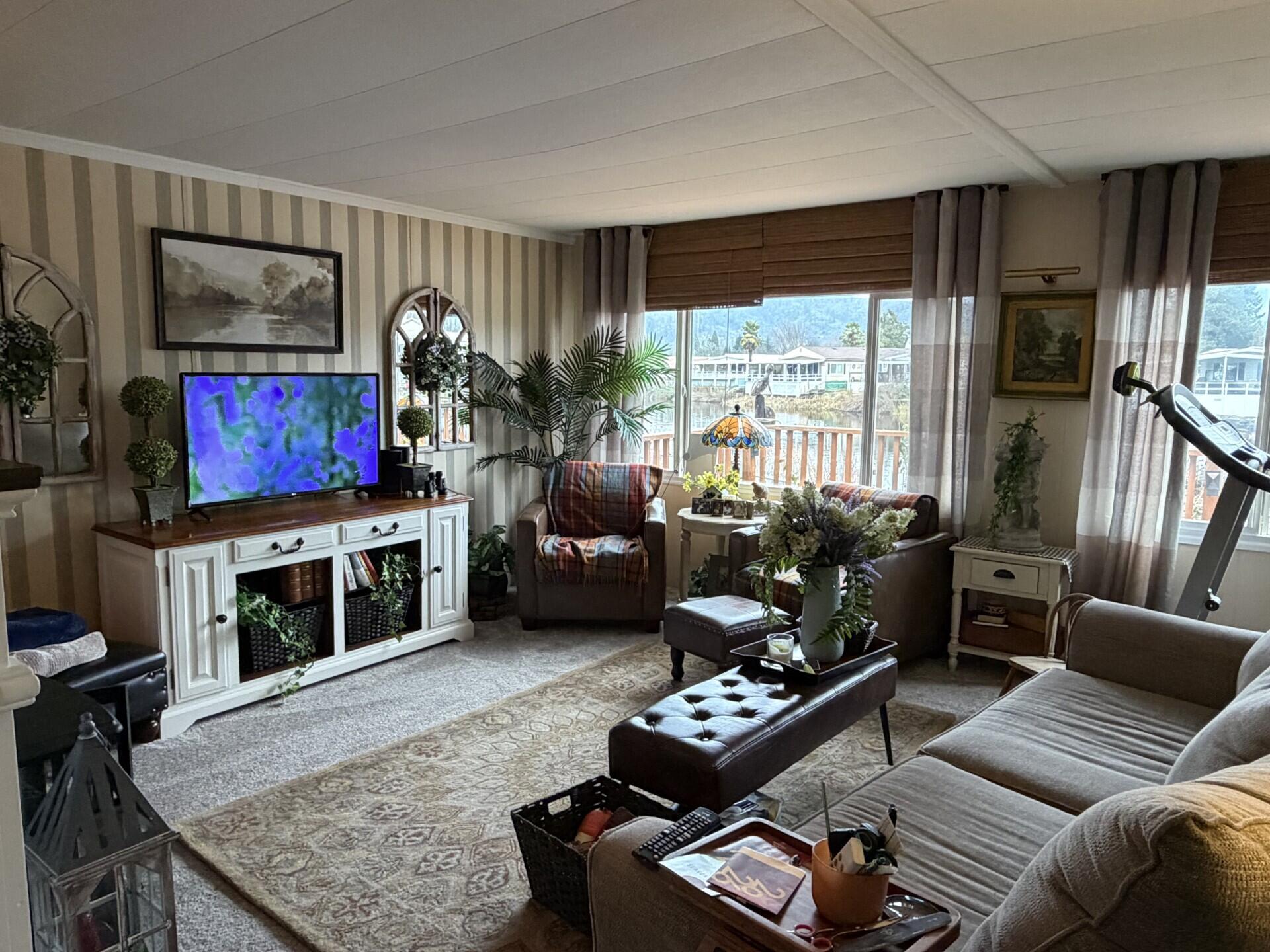 Rogue Lea Estates - Residential