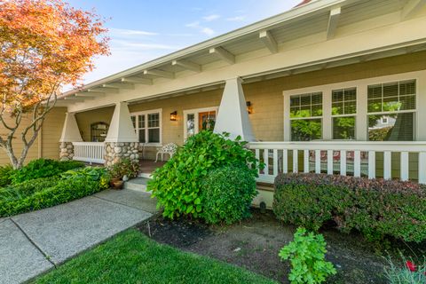 Tiny photo for 128 Oak Point Drive, Eagle Point, OR 97524 (MLS # 220221190)