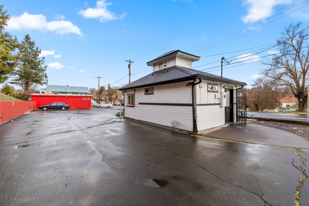 Klamath Falls -Fairview Addition No. 2 - Commercial Sale