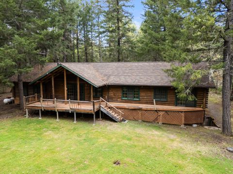 Tiny photo for 453 Glendon Road, Kerby, OR 97531 (MLS # 220219959)