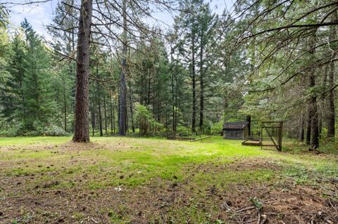 Tiny photo for 453 Glendon Road, Kerby, OR 97531 (MLS # 220219959)