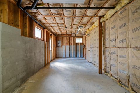 Tiny photo for 453 Glendon Road, Kerby, OR 97531 (MLS # 220219959)