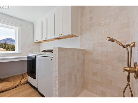 Tiny photo for 13774 SW Sego Lily Road, Powell Butte, OR 97753 (MLS # 220214292)