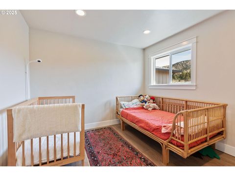 Tiny photo for 13774 SW Sego Lily Road, Powell Butte, OR 97753 (MLS # 220214292)