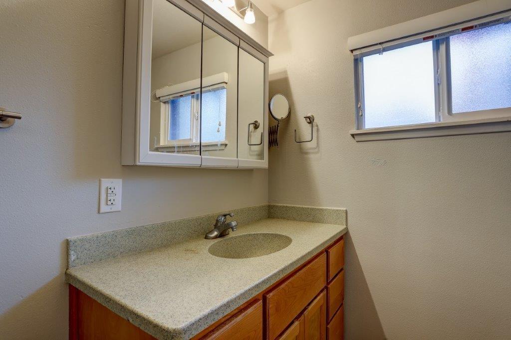 Kenwood - Residential Income