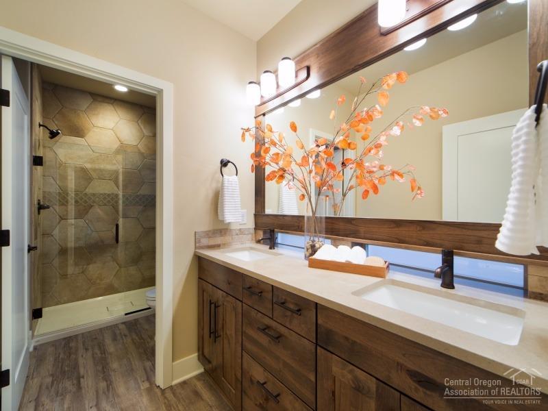 Triple Ridge - Residential