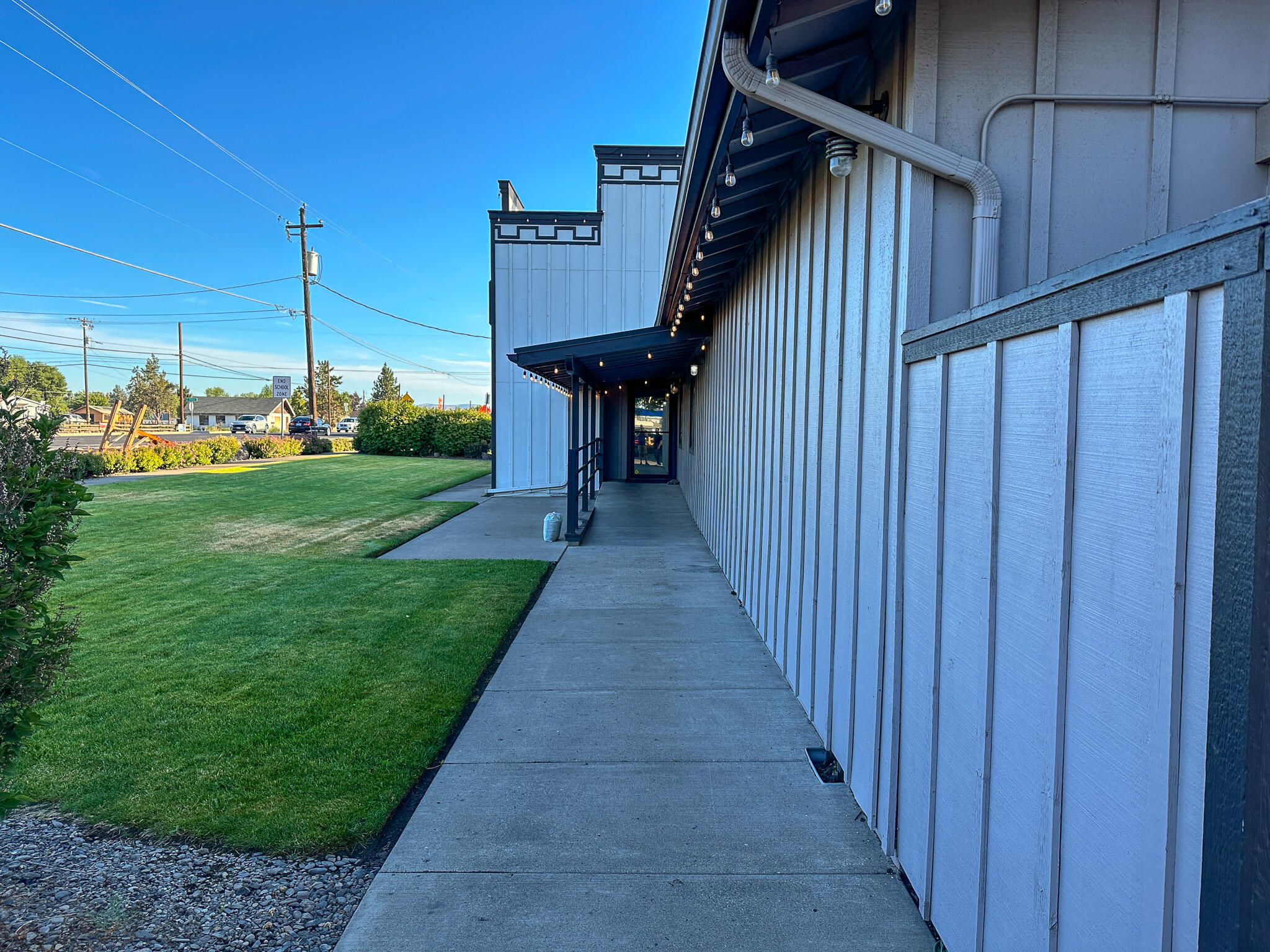 Hillman - Commercial Sale