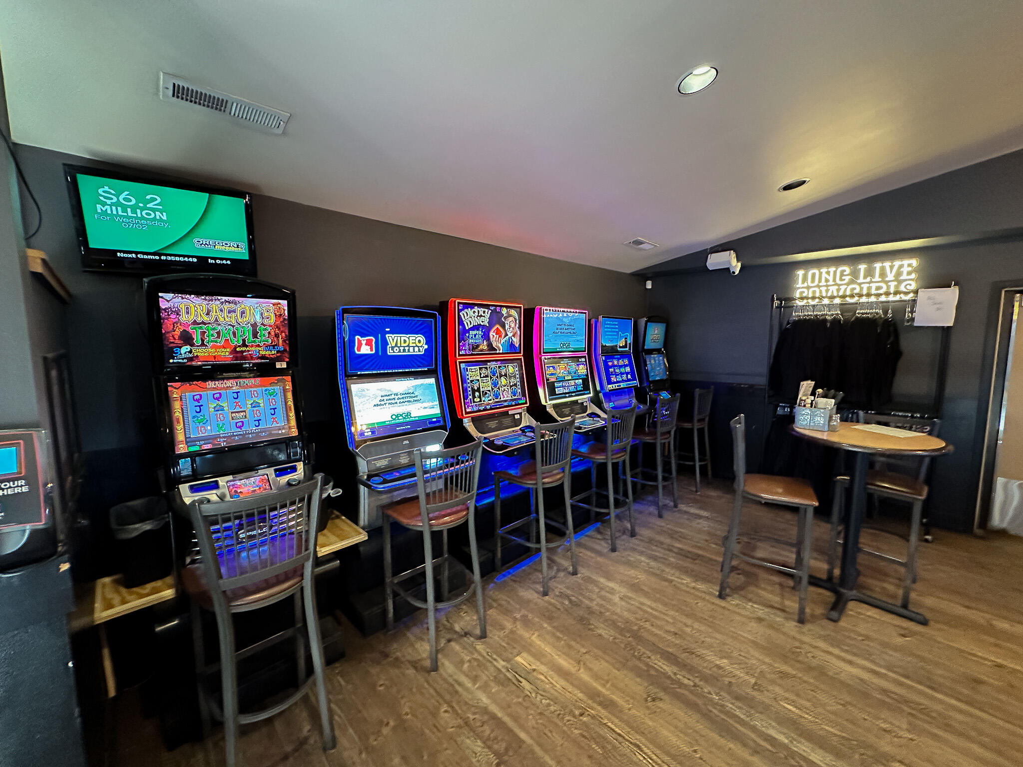 Hillman - Commercial Sale