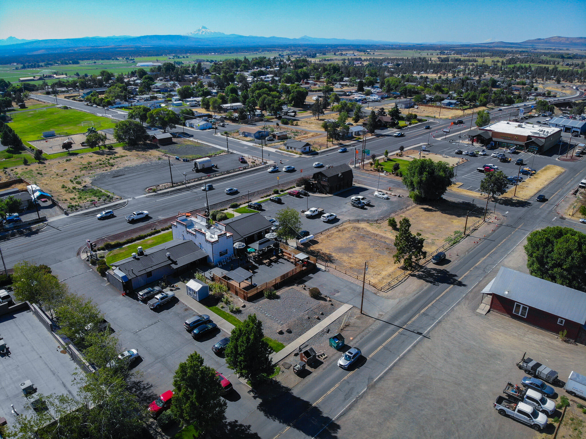 Hillman - Commercial Sale