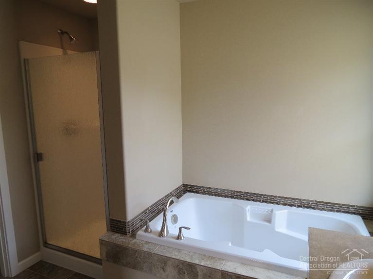 Julina Park - Residential