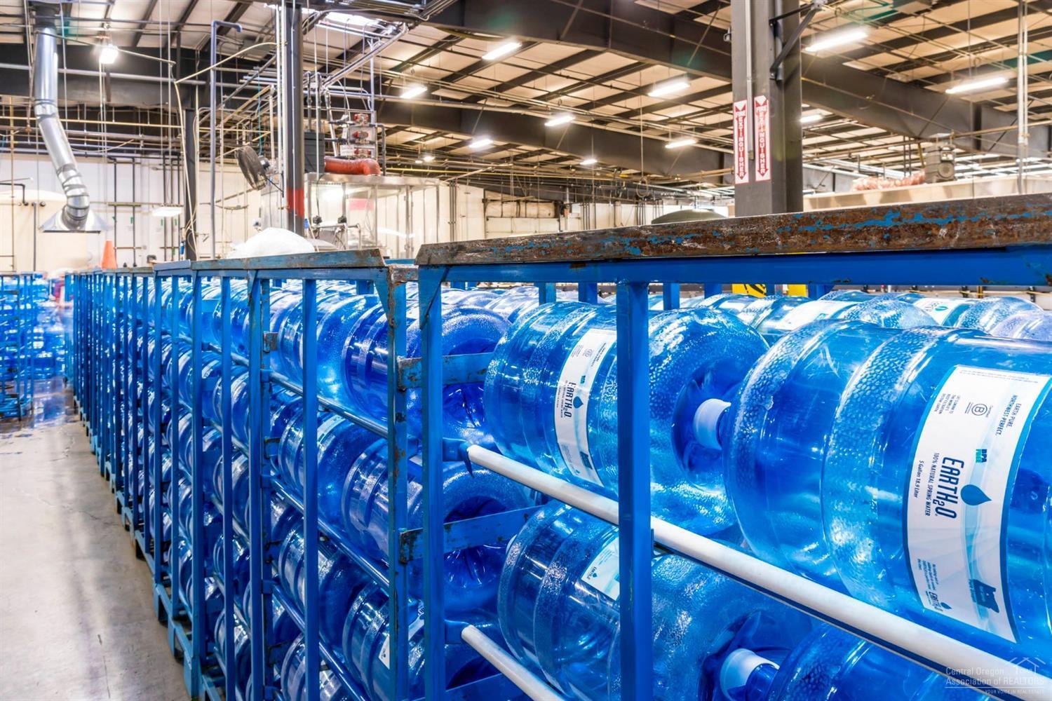 CLAJ - Commercial Sale