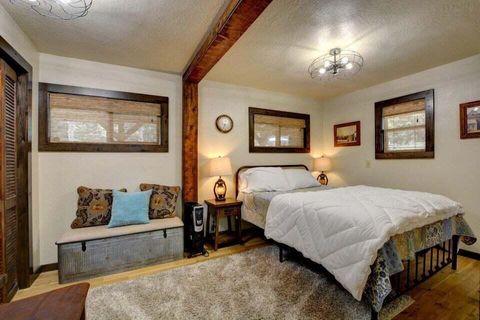 Tiny photo for 4836 Hyatt Prairie Road, Ashland, OR 97520 (MLS # 220216907)