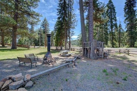 Tiny photo for 4836 Hyatt Prairie Road, Ashland, OR 97520 (MLS # 220216907)