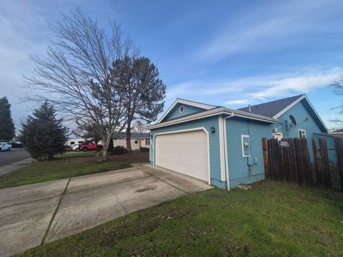 Tiny photo for 8028 Thunderhead Avenue, White City, OR 97503 (MLS # 220214002)