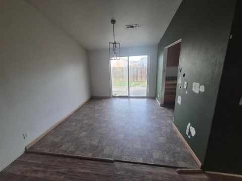 Tiny photo for 8028 Thunderhead Avenue, White City, OR 97503 (MLS # 220214002)