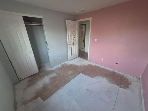 Tiny photo for 8028 Thunderhead Avenue, White City, OR 97503 (MLS # 220214002)