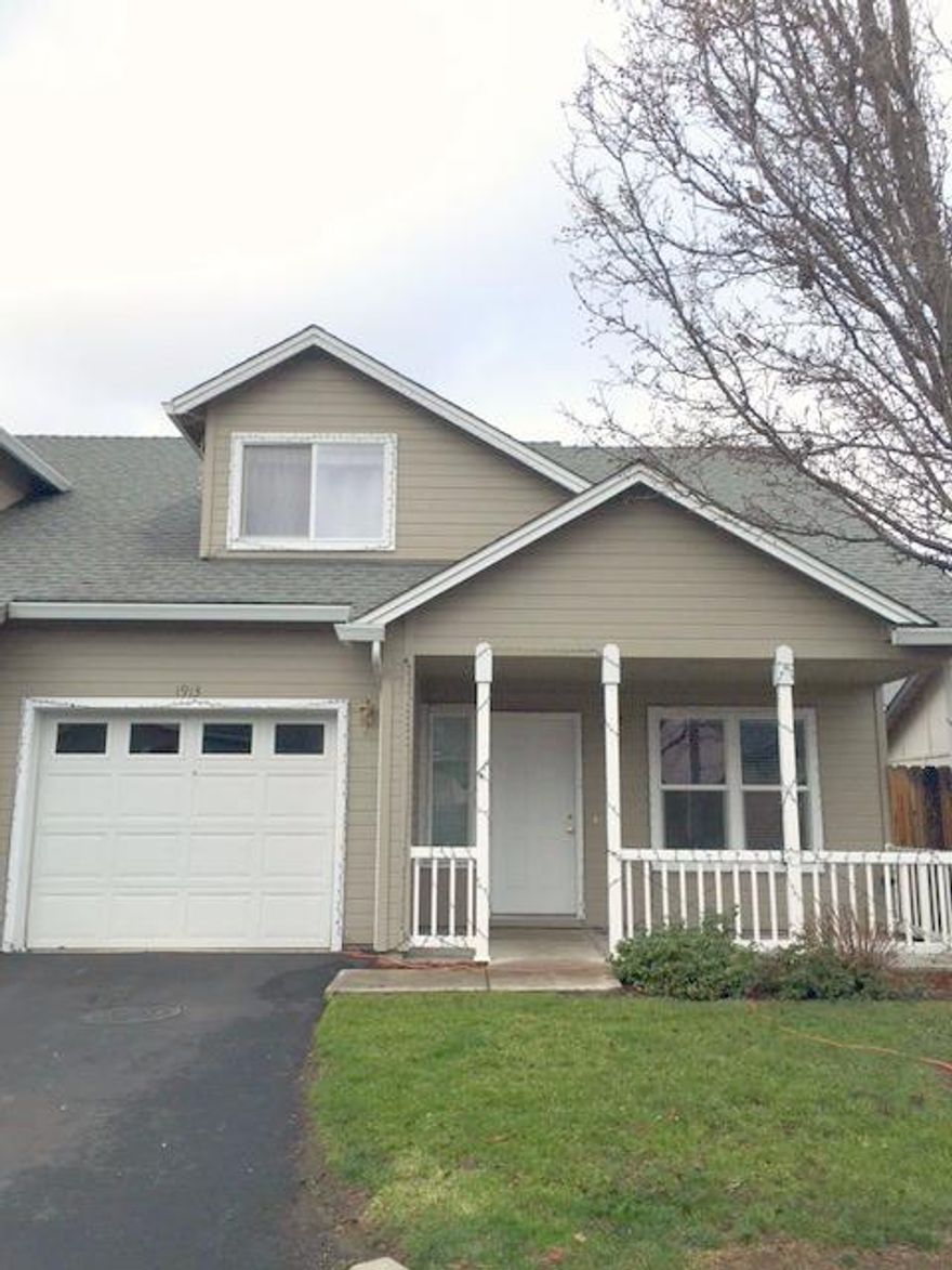 Perfect for a first-time homebuyer or investor! Well-maintained townhouse in great E Medford location conveniently located near Costco, medical facilities and I-5 corridor. Built in 2002; spacious open floorplan. Half bathroom on main level, separate indoor laundry room with storage cabinets & attached one car garage. Master bedroom with attached master bath and walk-in closet. Second bedroom with attached bathroom on second level. Patio area out back perfect for enjoying a cup of coffee or entertaining.