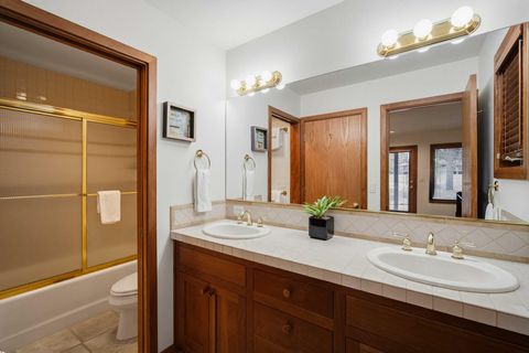 Tiny photo for 58101 Tournament Lane #18, Sunriver, OR 97707 (MLS # 220217312)