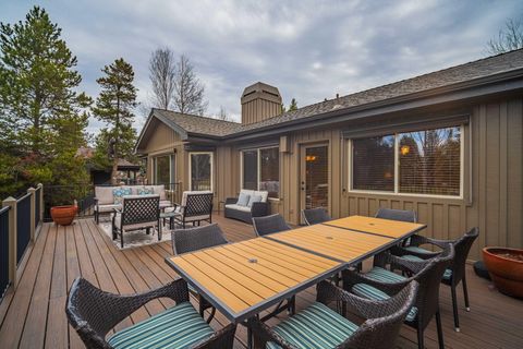 Tiny photo for 58101 Tournament Lane #18, Sunriver, OR 97707 (MLS # 220217312)