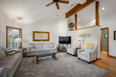 Tiny photo for 58101 Tournament Lane #18, Sunriver, OR 97707 (MLS # 220217312)