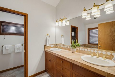 Tiny photo for 58101 Tournament Lane #18, Sunriver, OR 97707 (MLS # 220217312)