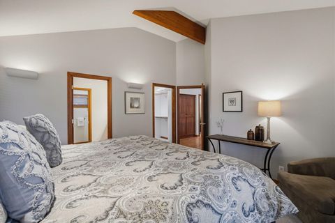 Tiny photo for 58101 Tournament Lane #18, Sunriver, OR 97707 (MLS # 220217312)