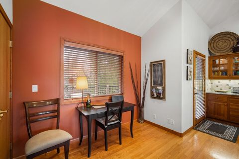 Tiny photo for 58101 Tournament Lane #18, Sunriver, OR 97707 (MLS # 220217312)