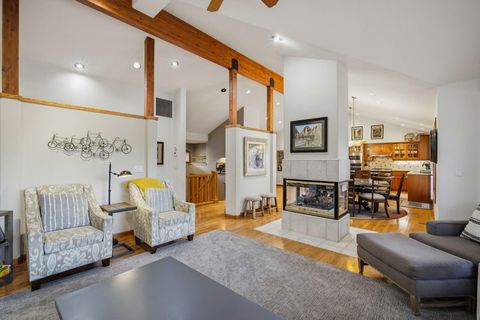 Tiny photo for 58101 Tournament Lane #18, Sunriver, OR 97707 (MLS # 220217312)